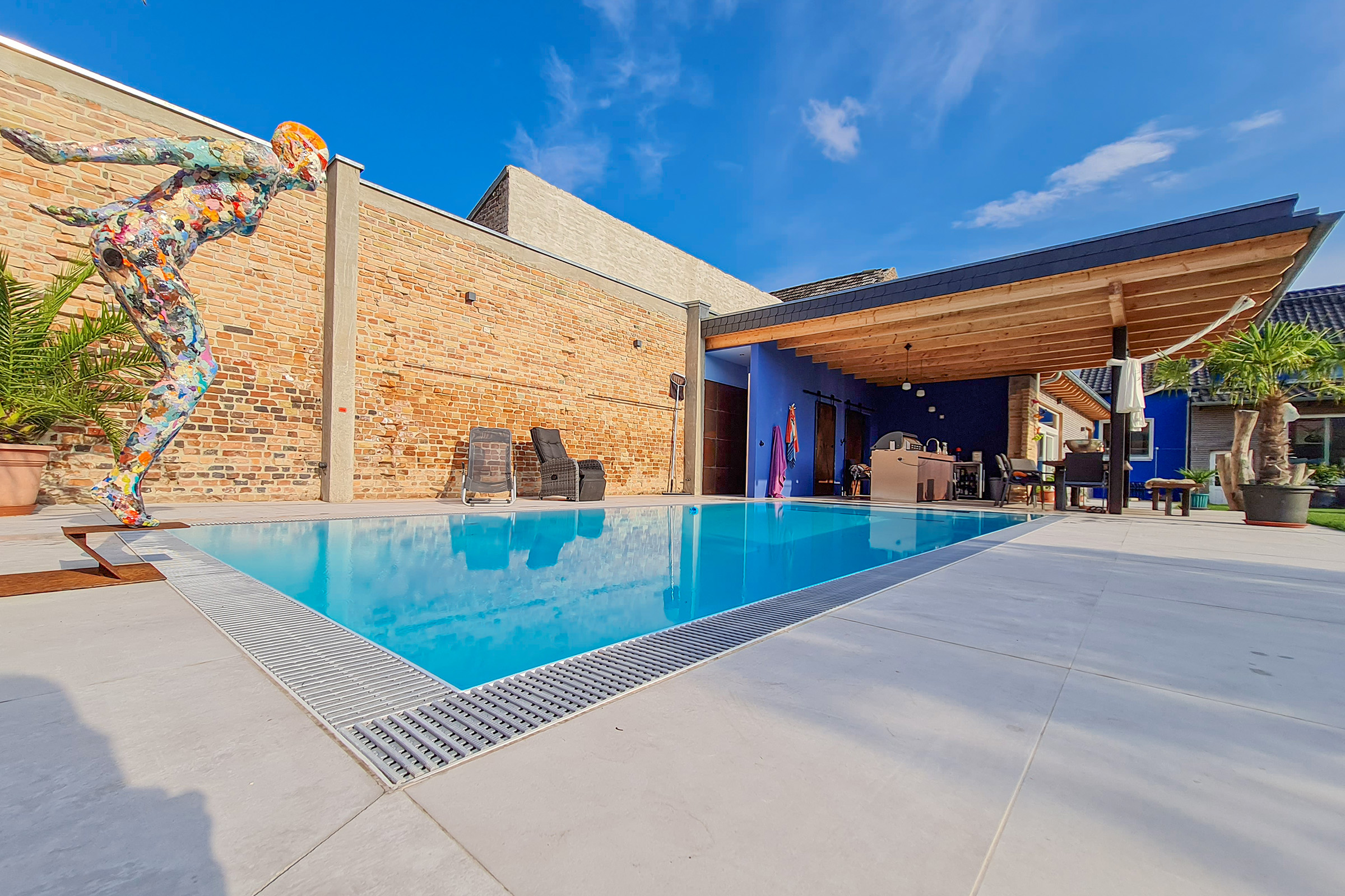 pool-pp-schwimmbecken-elite-mit-rollladen-abdeckung-in-sitzbank-007a Überlaufbecken Elite Pro PP Plus Pool 4x11 m