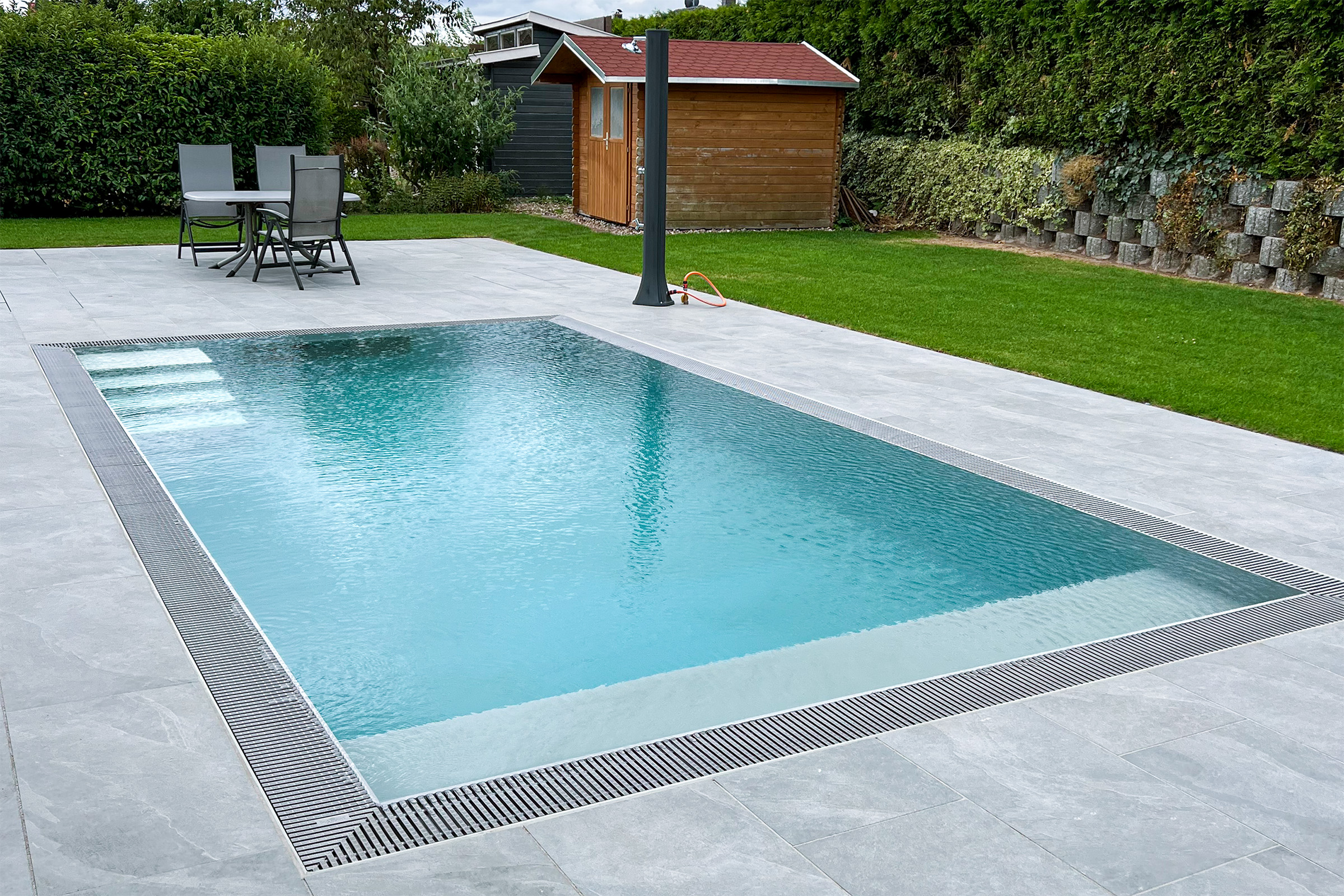 pp-schwimmbecken-pool-mit-gegenstromanlage-002 Überlaufpool Elite Pro PP Plus Schwimmbecken 4x9 m