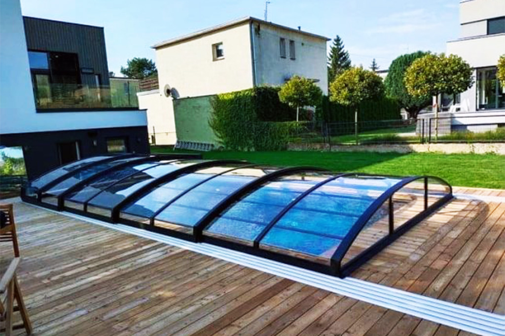 Poolüberdachung Aluna® Variant Light Poolüberdachung Aluna® Variant Light