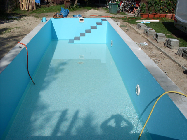 Treppenanlage Schwimmbecken