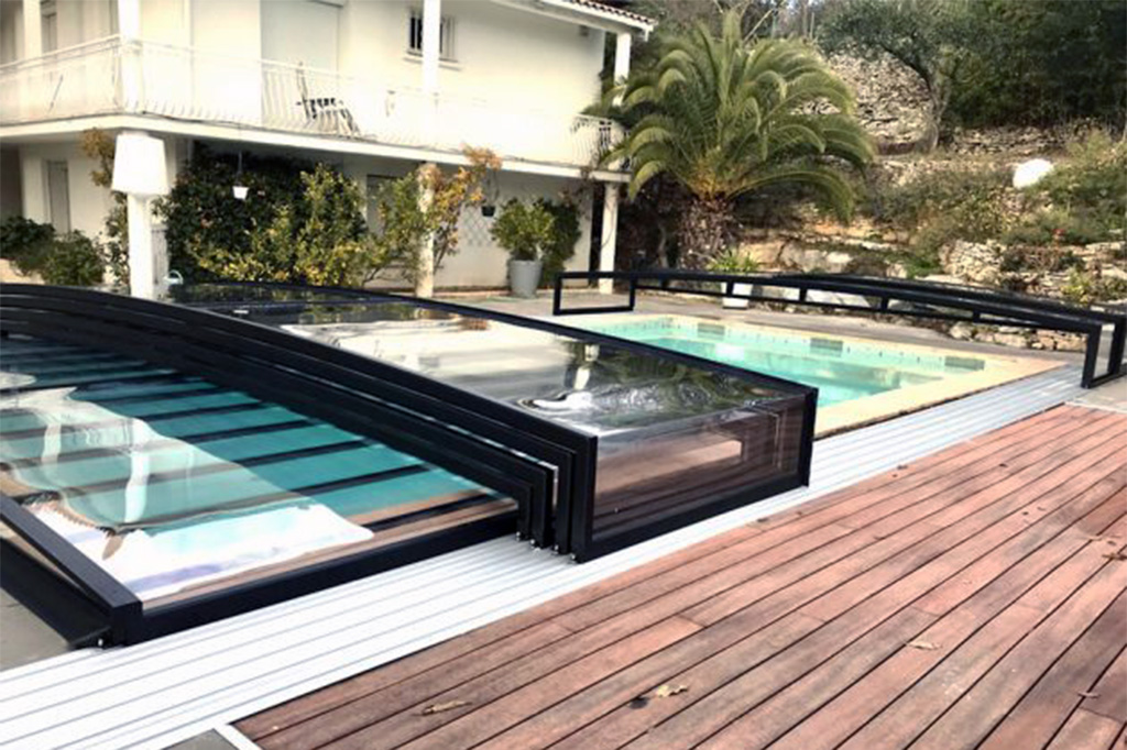 Flaches Pooldach Aluna® Exclusive Line Flaches Pooldach Aluna® Exclusive Line