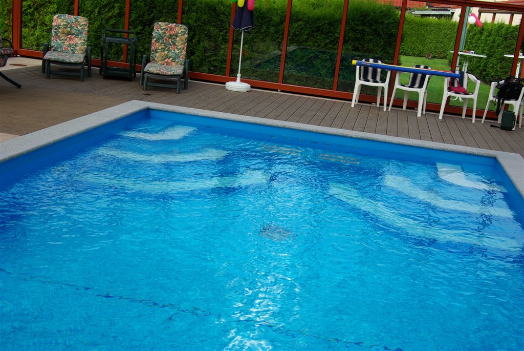 354c8ef7d09943 1/4 Achtecktreppe Pool