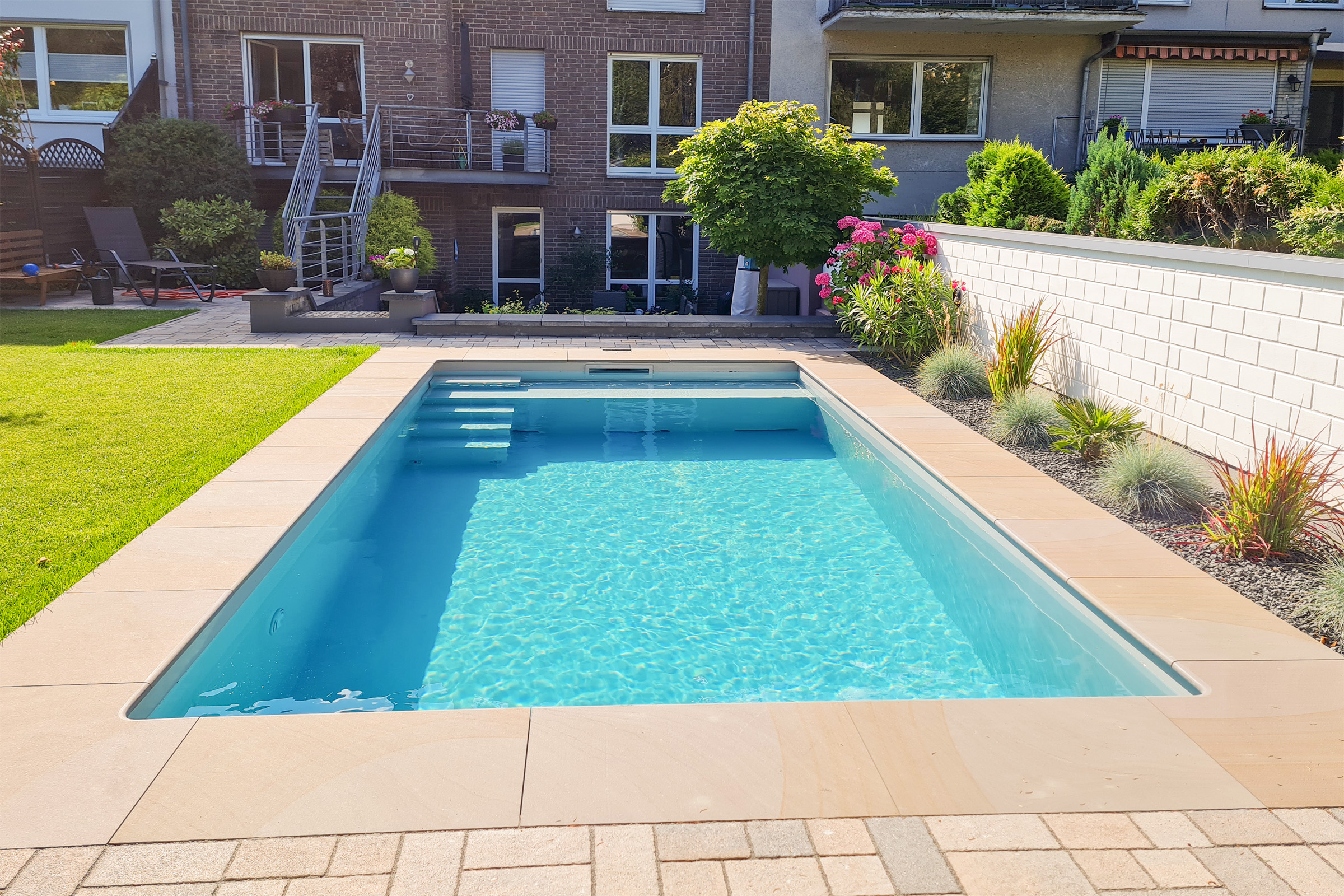 pp-schwimmbecken-grau-mit-skimmer-005a Skimmerbecken Elite PP Plus Pool 4x11 m