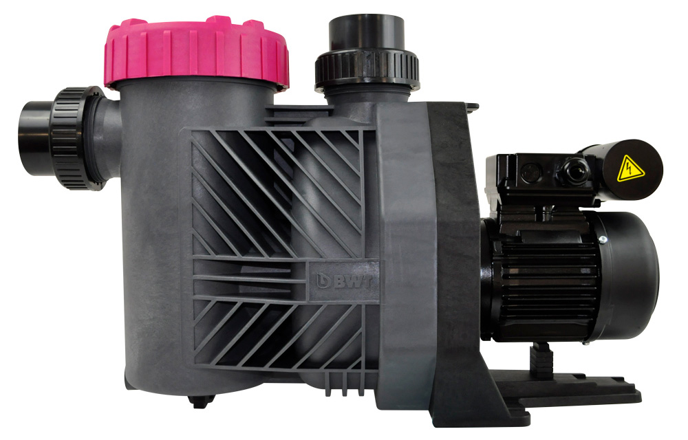 Seitenansicht der BWT Eurostar HF Silent Filterpumpe mit rosa Deckel und schwarzem Motor.