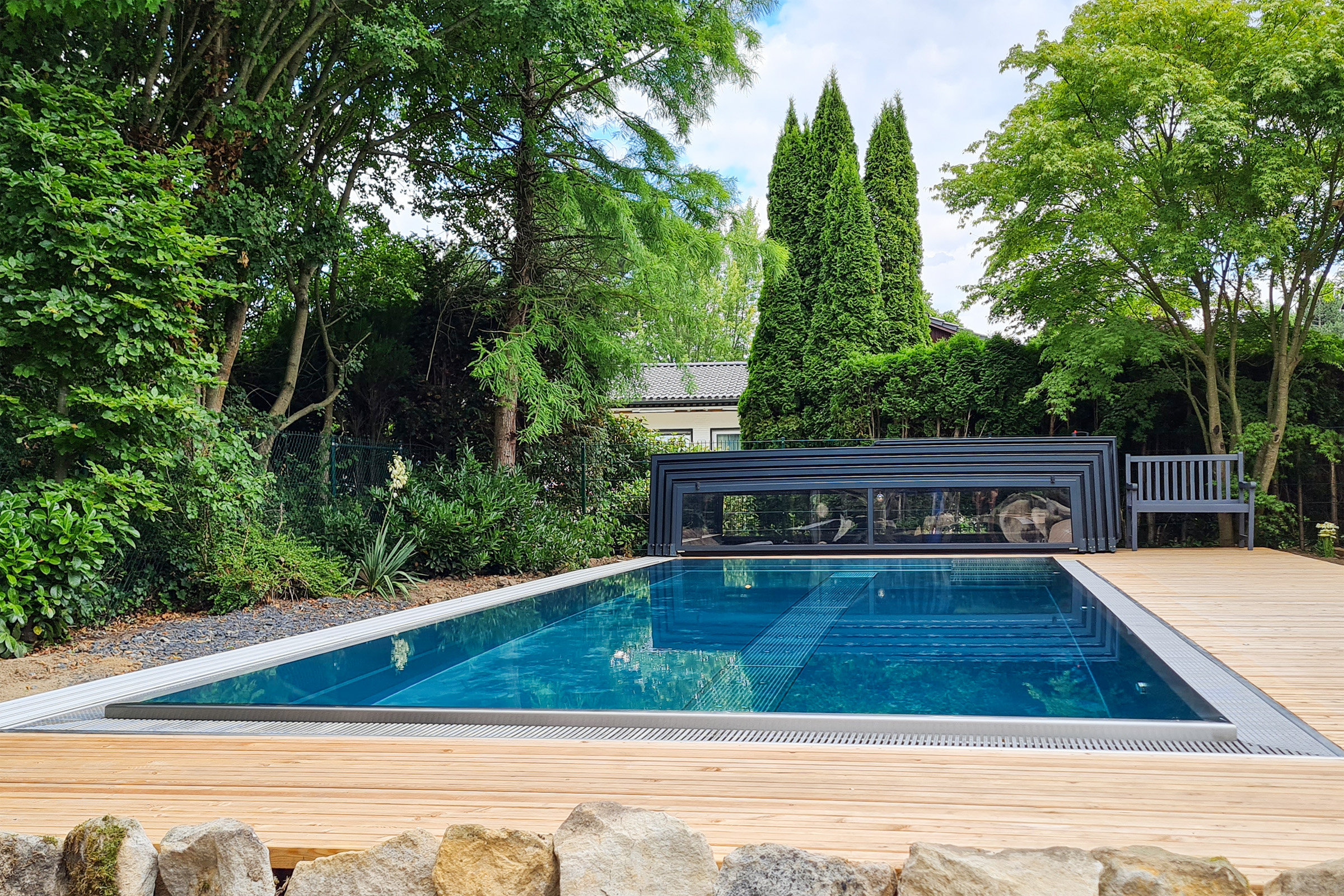 edelstahlschwimmbecken-fertigbecken-006-2400