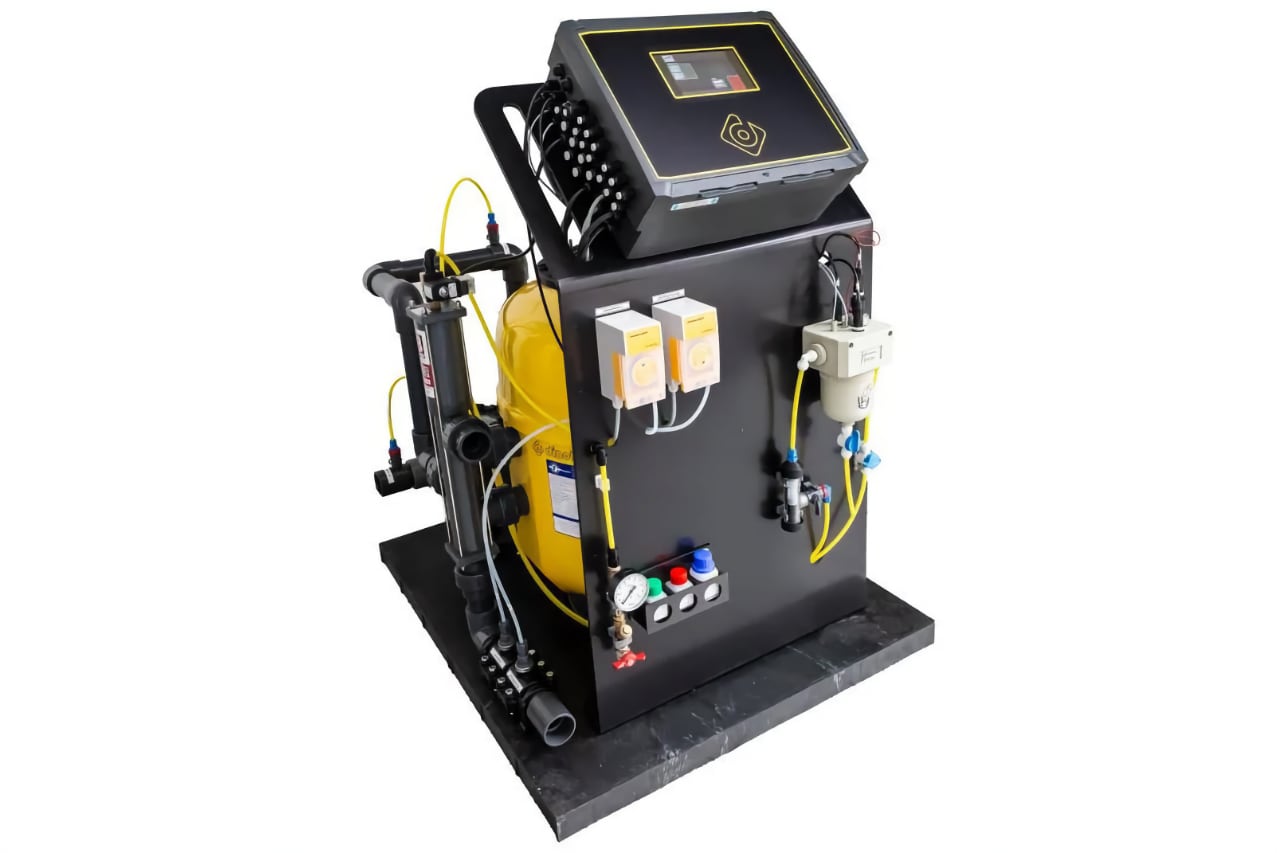 Watercom dinoTouch+ – Komplettsystem für Pool- und Spa Management