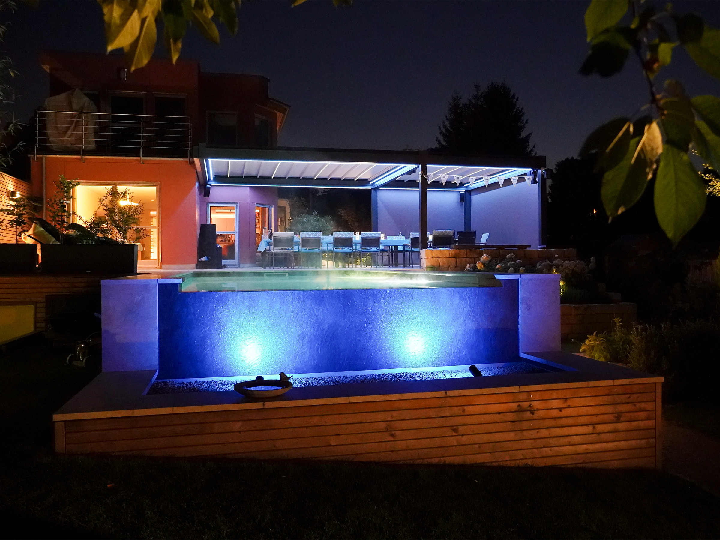 003 Infinitypool mit Überlaufkante