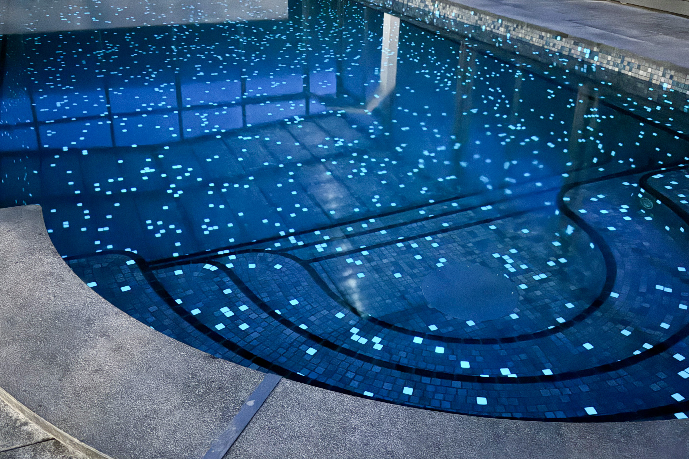 gfk-pool-sanierung-mit-fliesen-012 GFK-Poolsanierung mit Fliesen