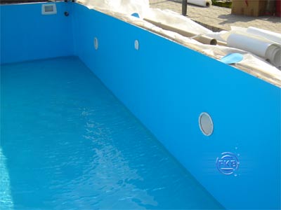 Schwimmbadauskleidung