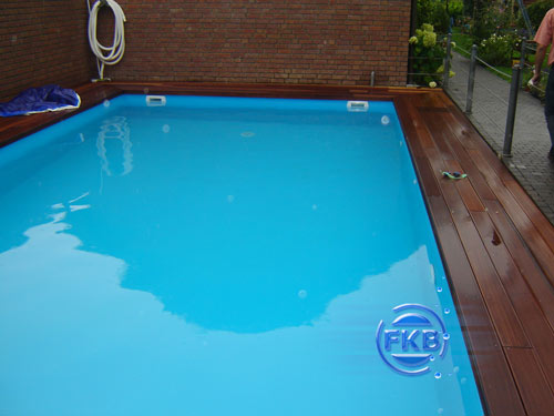 Oberflächenabsauger Pool