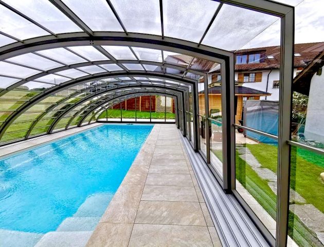 Hohes Pooldach Aluna® Delta II Hohes Pooldach Aluna® Delta II