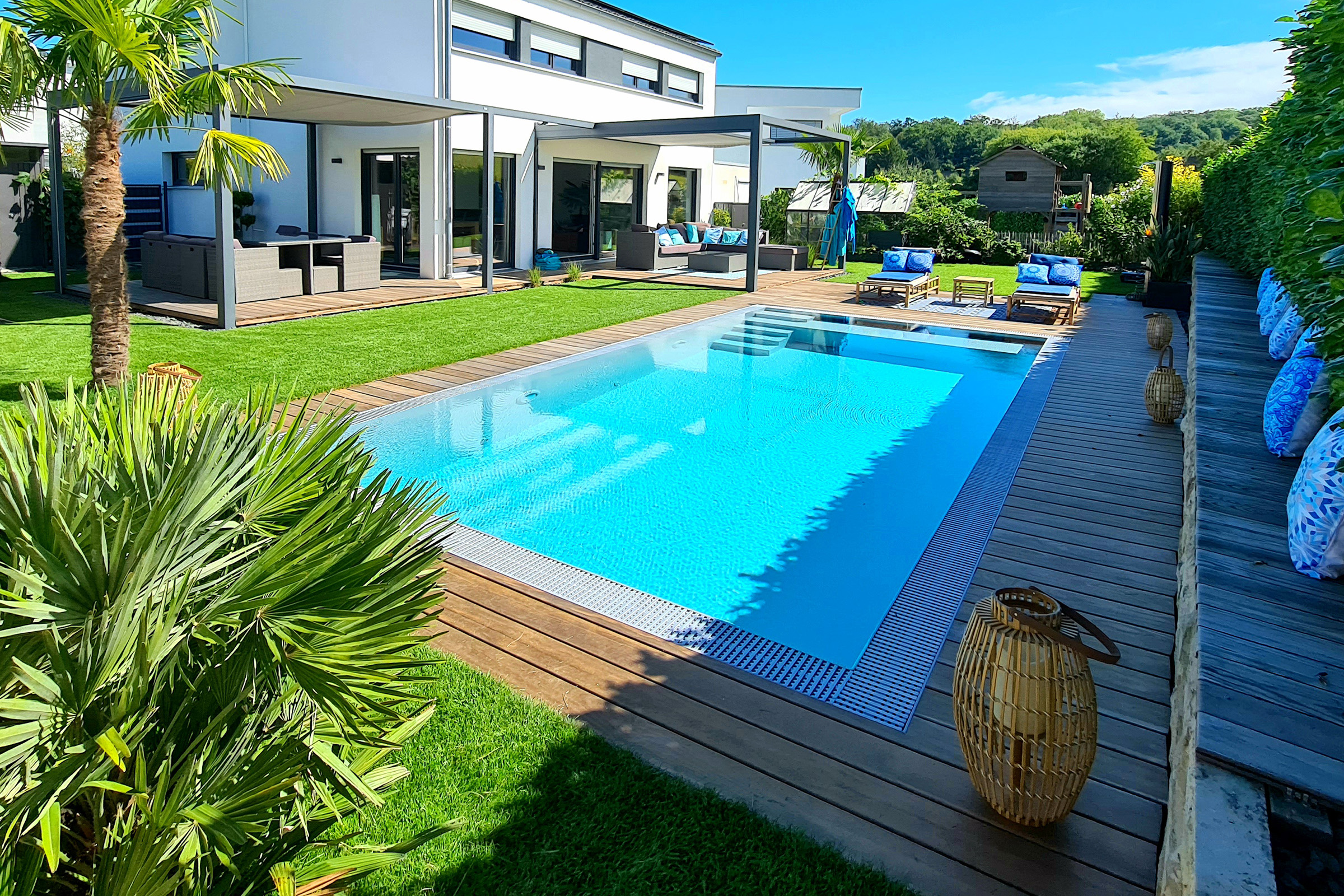 pp-pool-ueberlaufbecken-hellgrau-mit-rollladenabdeckung-01a Überlaufbecken Elite Pro PP Plus Schwimmbecken 4x10 m
