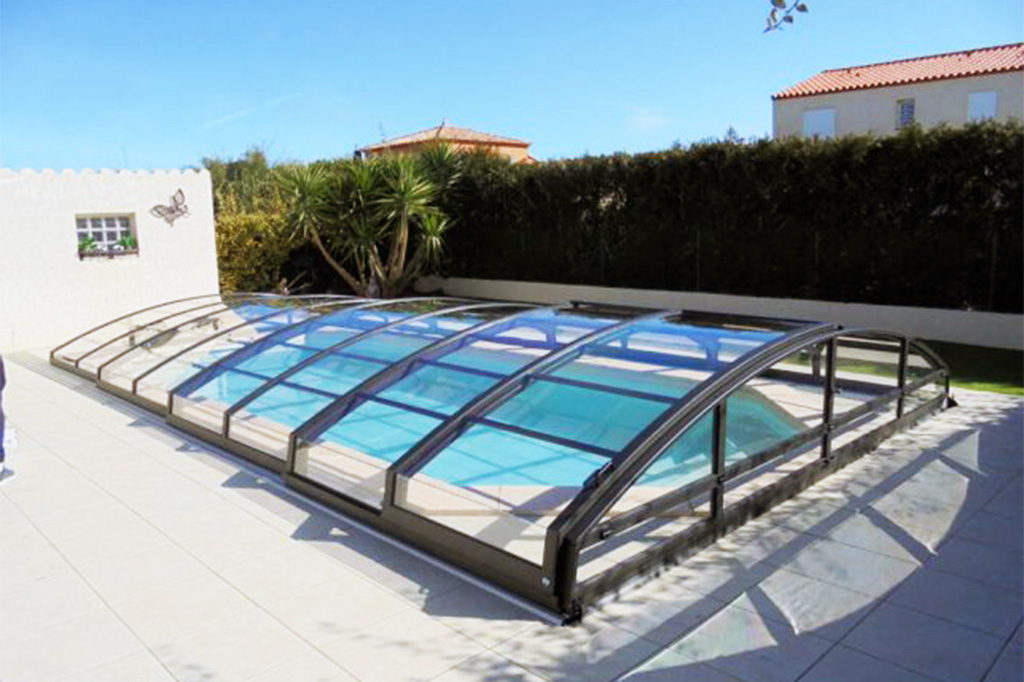 Poolüberdachung Aluna® Variant Light Poolüberdachung Aluna® Variant Light