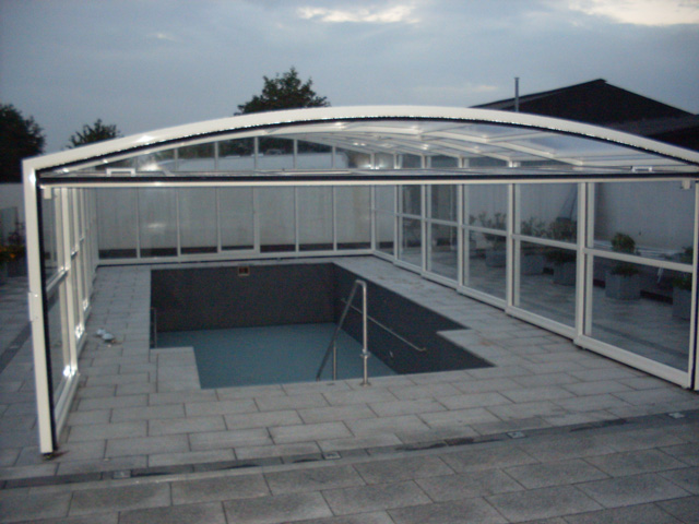 Schwimmbecken 8x4x1,5m