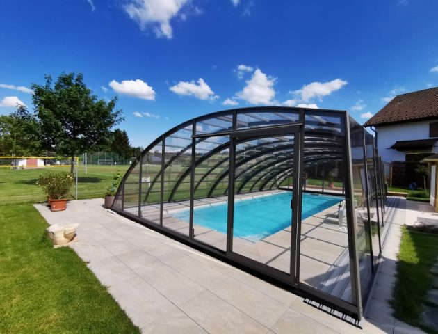 Hohe Poolhalle Aluna® Delta II Hohe Poolhalle Aluna® Delta II