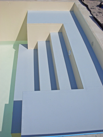 Treppen- und Sitzpodestauskleidung