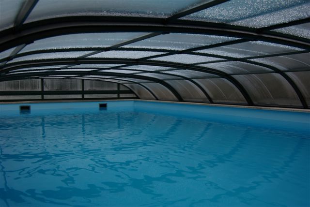 Schwimmhalle