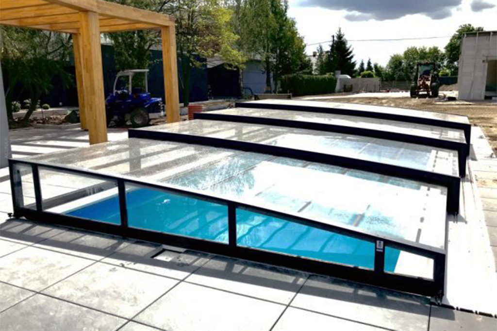 Poolüberdachung Aluna® Neo Light R1 Poolüberdachung Aluna® Neo Light R1