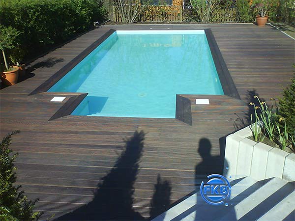 Schwimmbecken Folienauskleidung hellblau