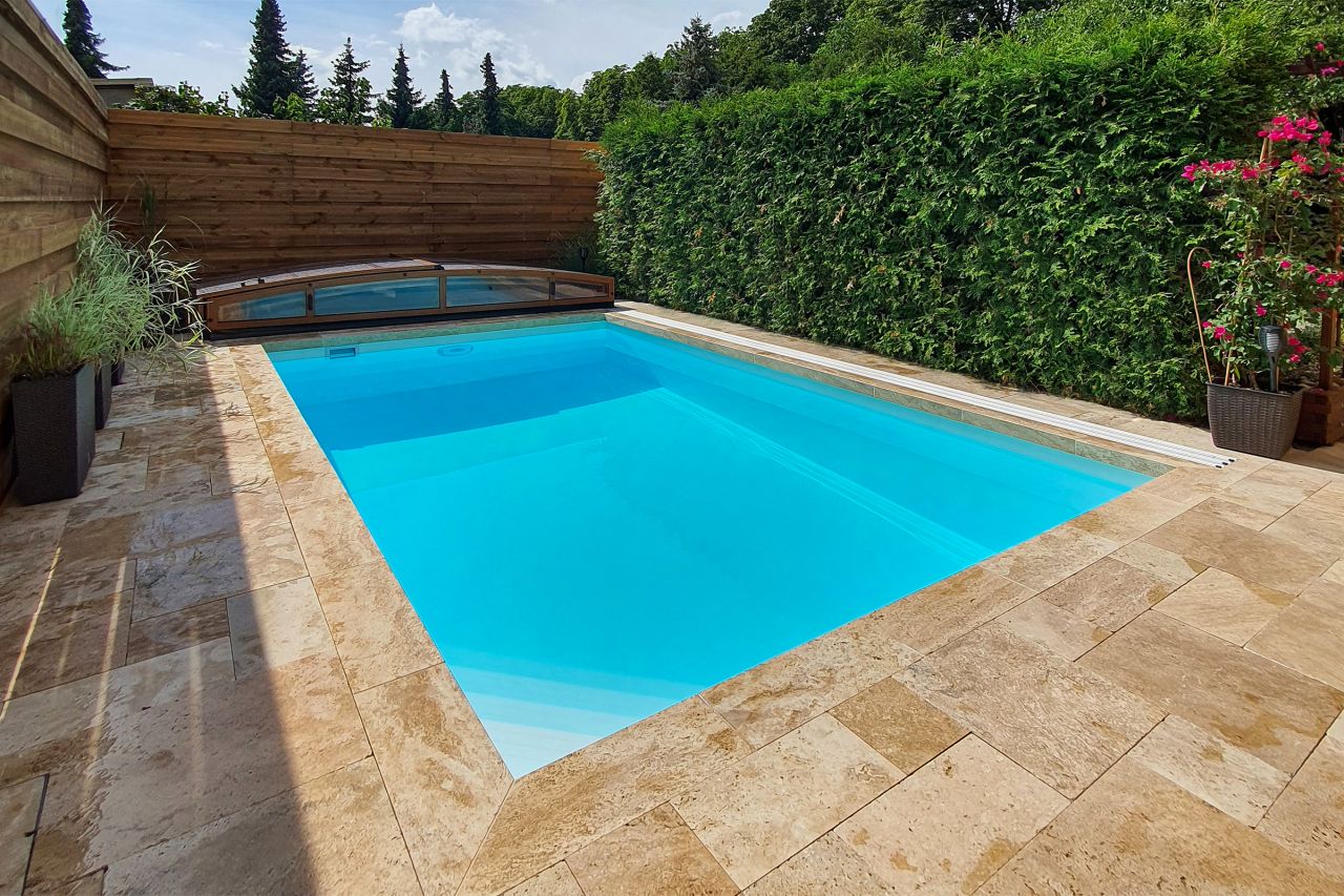 Referenzprojekt von FKB Schwimmbadtechnik in Berlin: Albixon PP-Pool 3x5x1,5m mit Überdachung Casablanca Infinity
